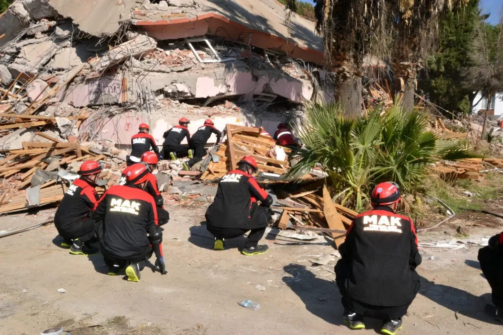 Manisa’da 6.6 Büyüklüğünde Deprem Tatbikatı Gerçeğini Aratmadı