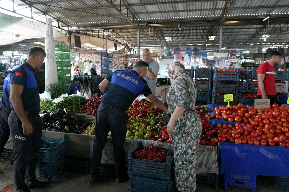 Turgutlu Zabıtasından Pazar Yeri Denetimi