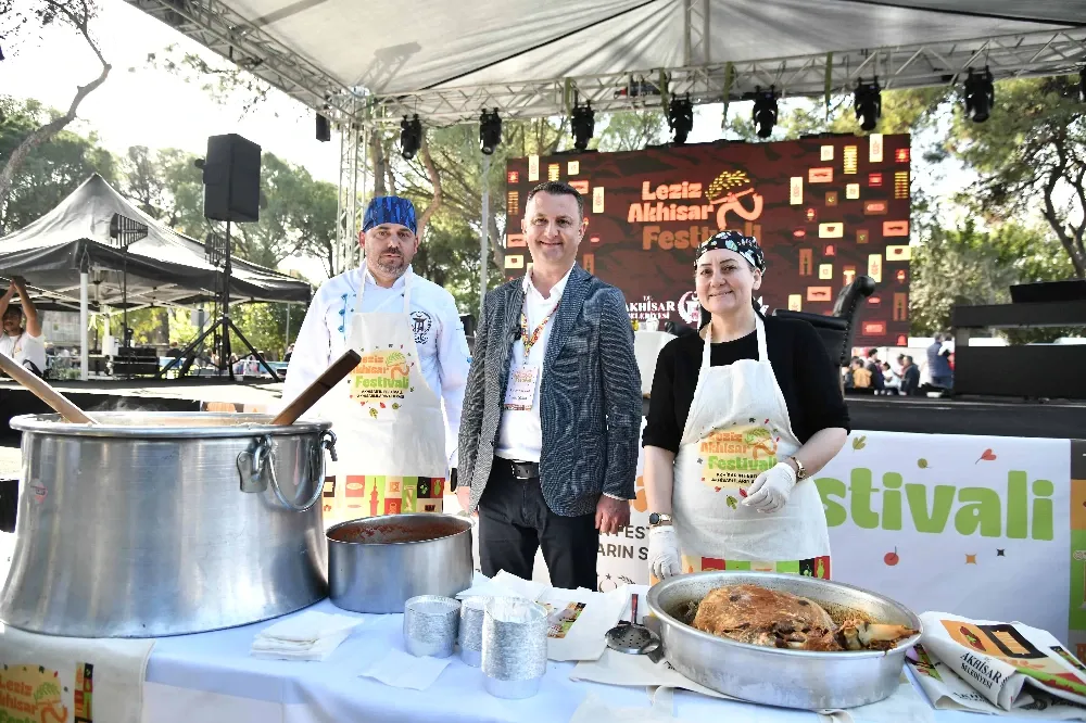 Leziz Akhisar Festivali’ne binlerce ziyaretçi akın etti