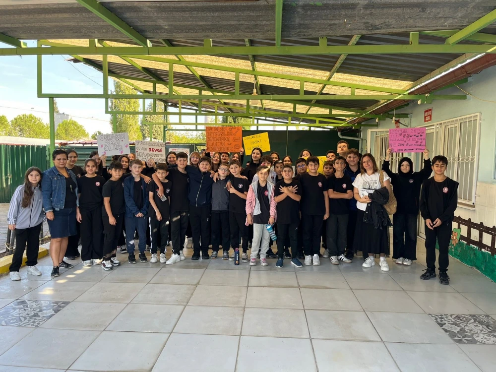 CANLAR ORTAOKULU ÖĞRENCİLERİNDEN HAYVAN HAKLARI GÜNÜ’NDE ANLAMLI ZİYARET