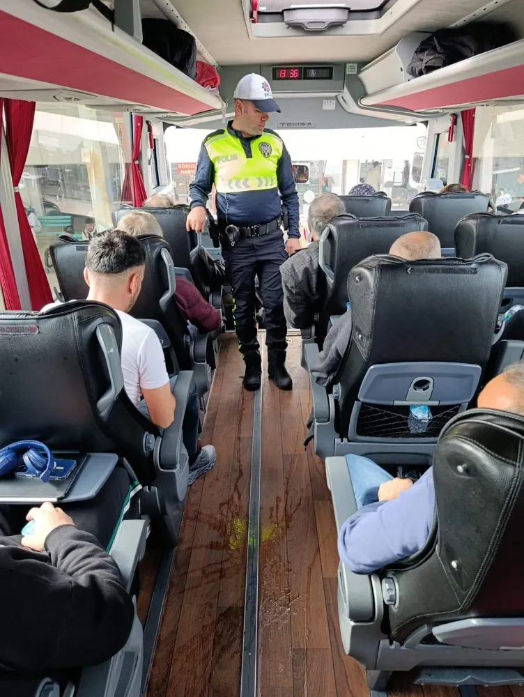 Manisa’da Otobüslerde Emniyet Kemeri Denetimi Yapıldı