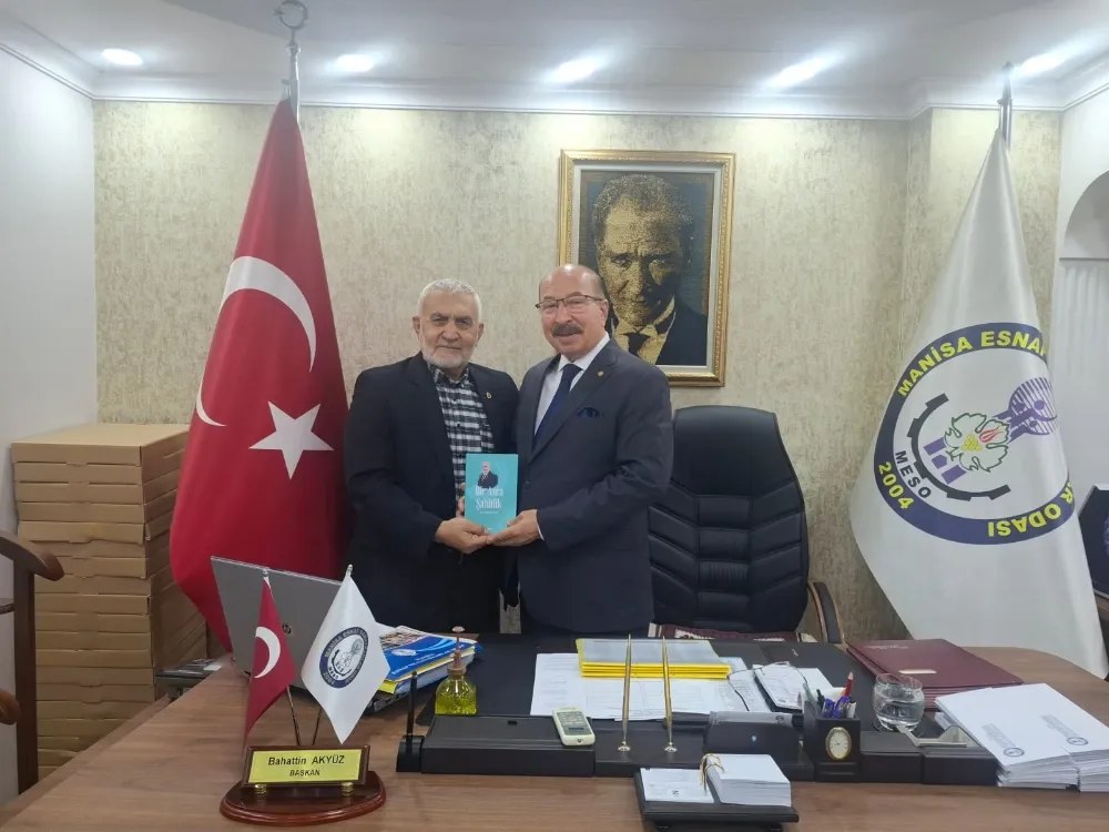 Yaşar Akova’dan Bahattin Akyüz’e Ziyaret ve Kitap Hediyesi