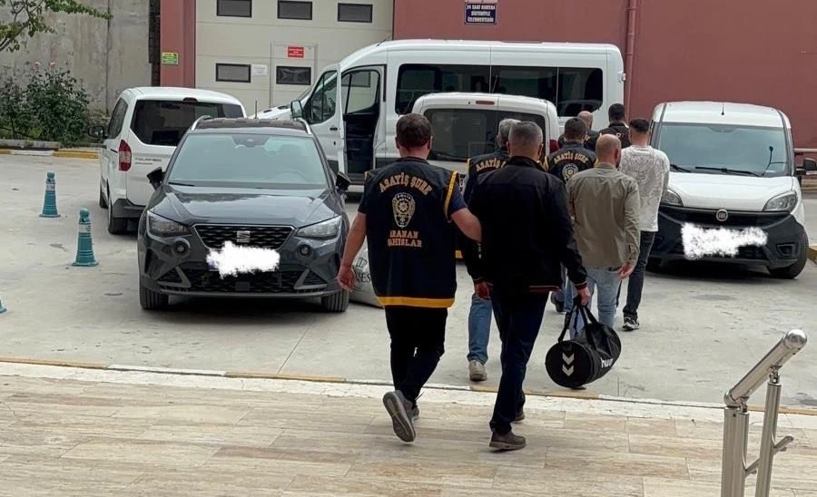 Manisa’da Aranan 24 Şahıs Yakalandı: 16’sı Tutuklandı