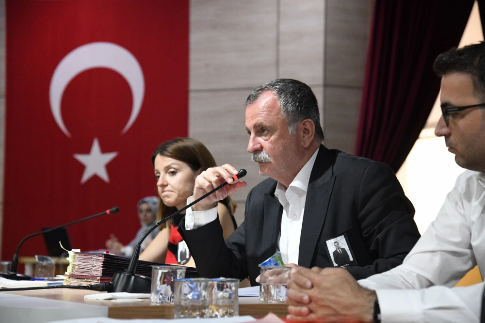 Ferdi Zeyrek’in İsmi Yunusemre’de Yaşatılacak