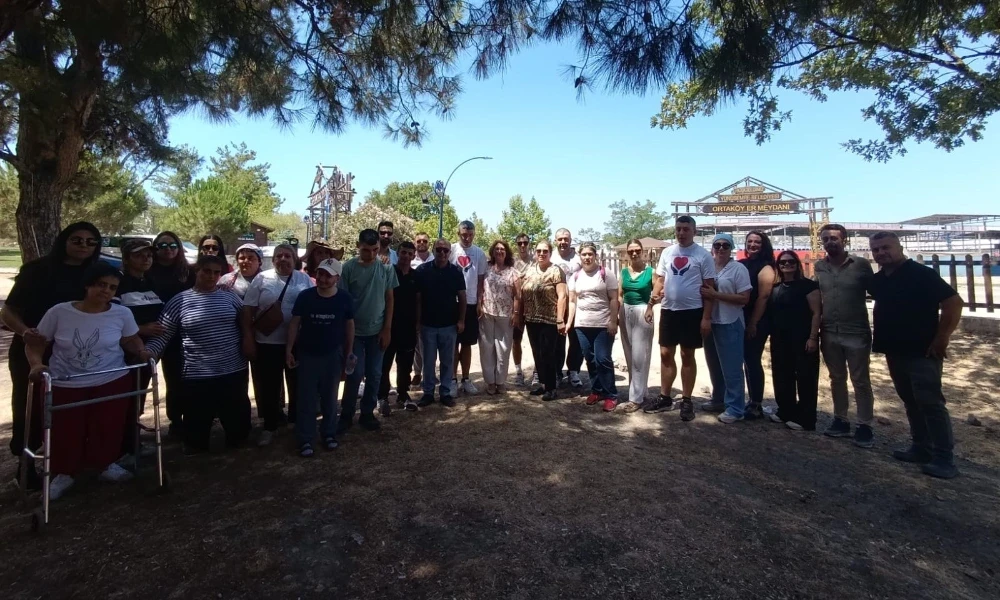 Yunusemre’de Özel Bireylerden Atlı Terapiye İlk Adım