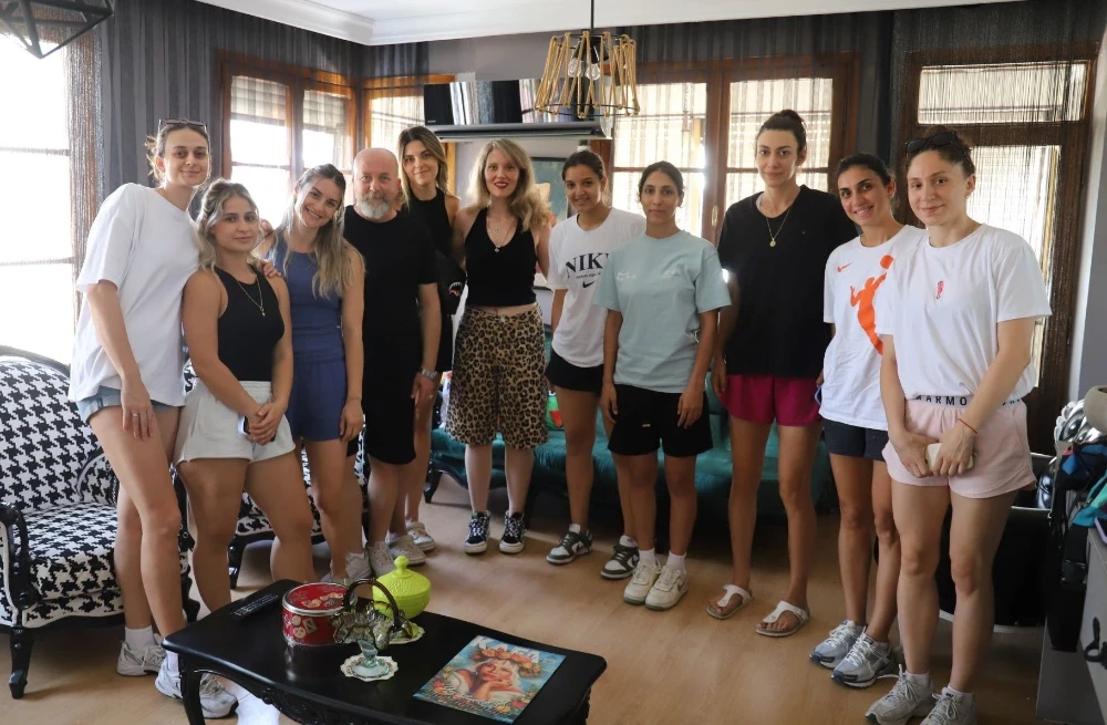 Turgutlu’nun Kadın Basketbolcuları Sezon Öncesi Diyetisyen Kontrolünde