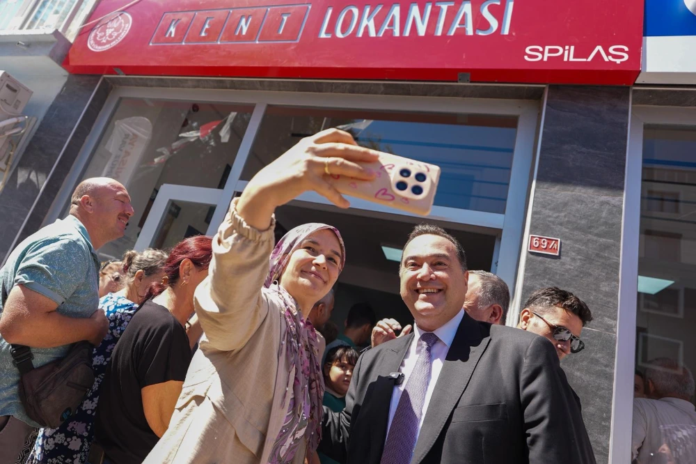 Manisa’da Kent Lokantası ve Halk Mandıra Hizmete Açıldı