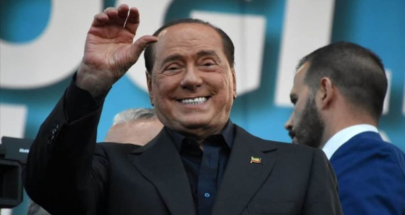 Silvio Berlusconi kimdir