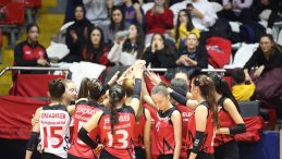 Şehzadeler’in Voleybolcuları Namağlup Liderliğini Korudu