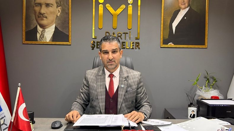 Ahmet Çelik İYİ Parti Şehzadeler İlçe Başkanlığından İstifa Etti