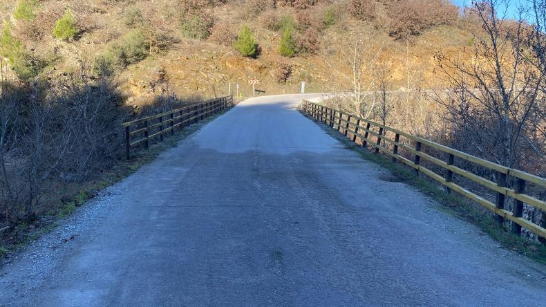 Salihli ve Alaşehir’de Köprü Korkulukları Yenilendi