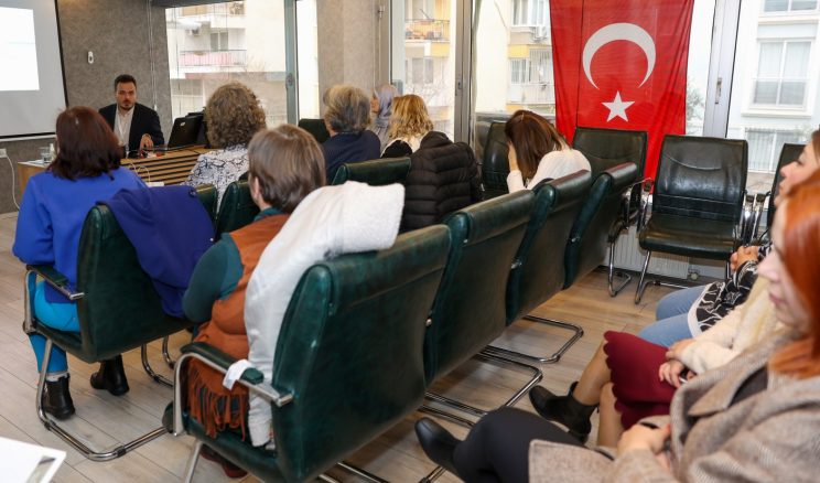 YUNUSEMRE’DEN ÇOCUK VE ERGENLERE ÖFKE KONTROLÜ SEMİNERİ