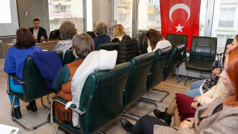 YUNUSEMRE’DEN ÇOCUK VE ERGENLERE ÖFKE KONTROLÜ SEMİNERİ