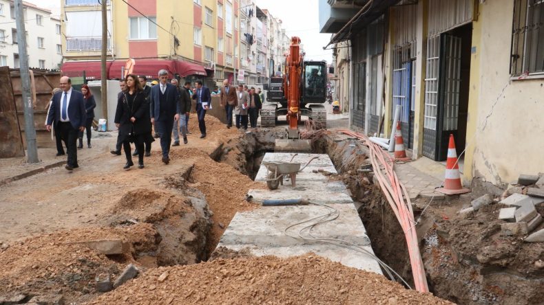 Akhisar’ın alt yapı ihtiyacı iş birliği ile çözülecek