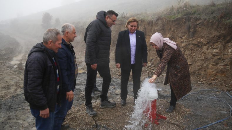 Bir Köyün Daha Su Sorunu Ortadan Kaldırıldı