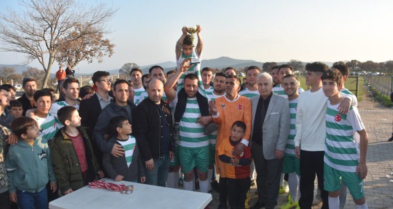 Yuntdağ Karaveliler Futbol Turnuvası Tamamlandı